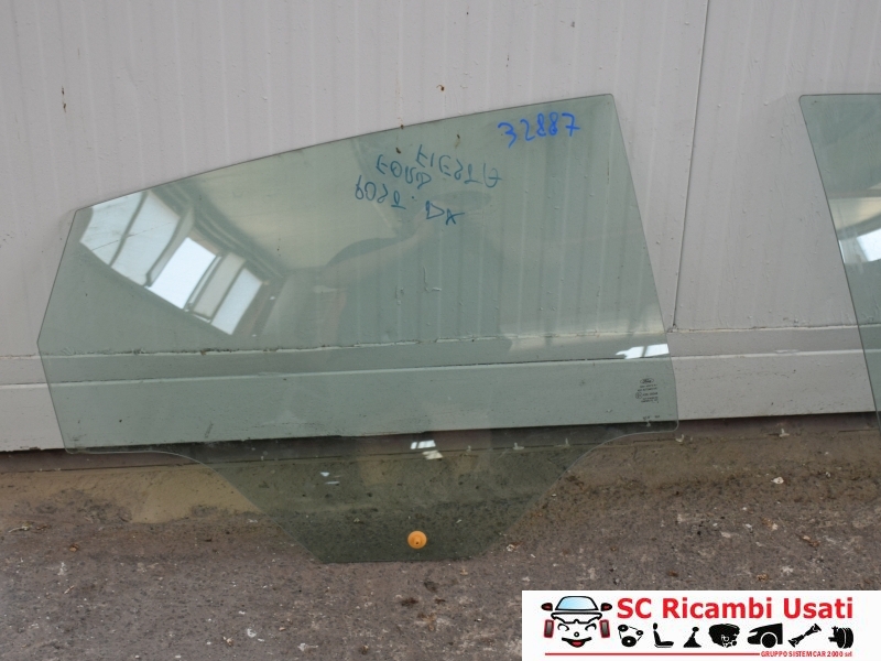 Vetro Scendente Posteriore Destro Ford Fiesta Mk6  - 32887