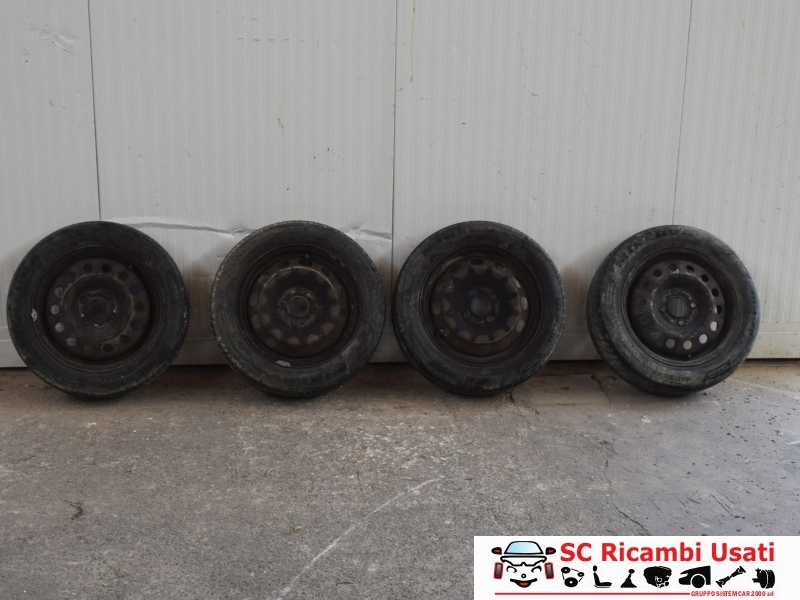 Cerchi In Ferro R15 Ford Fiesta Mk6 - 32888 Cerchi In Ferro R15 Ford Fiesta Mk6 - 32888