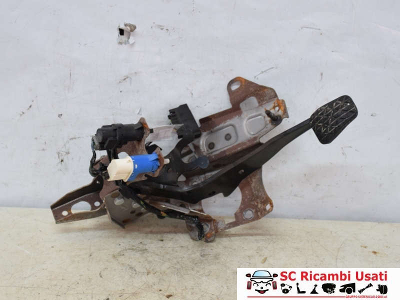 Pedale Freno Ford Fiesta Mk6 - 33475 Pedale Freno Ford Fiesta Mk6 - 33475