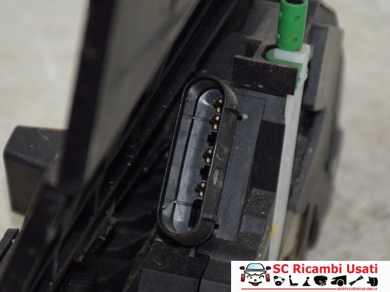 Serratura Porta Posteriore Destra Ford Fiesta Mk6 AM5AR26412AE - 33539 Serratura Porta Posteriore Destra Ford Fiesta Mk6 AM5AR26412AE - 33539