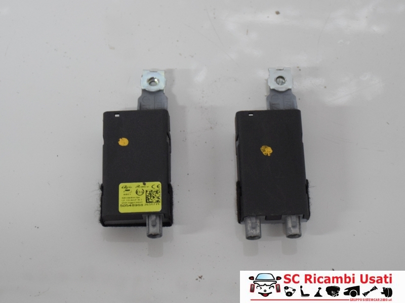 Amplificatore Antenna Alfa Romeo Stelvio 50548988 - 33875 Amplificatore Antenna Alfa Romeo Stelvio 50548988 - 33875