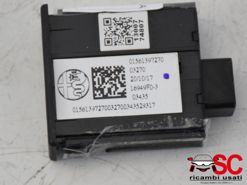 Prese Usb Tunnel Centrale Alfa Romeo Stelvio 156139727 Prese Usb Tunnel Centrale Alfa Romeo Stelvio 156139727