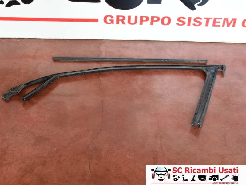 Guarnizione Porta Anteriore Destra Fiat Tipo 52209826 52233463 Guarnizione Porta Anteriore Destra Fiat Tipo 52209826 52233463