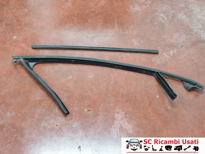 Guarnizione Porta Anteriore Destra Fiat Tipo 52209826 52233463 Guarnizione Porta Anteriore Destra Fiat Tipo 52209826 52233463