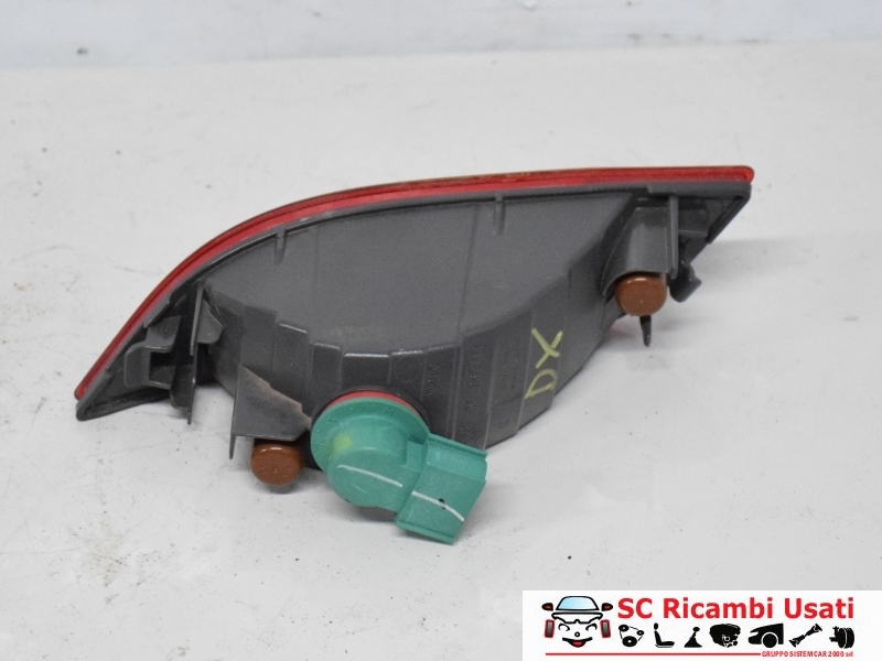 Retronebbia Posteriore Destro Jeep Compass 52182168 52207001 - Q00861 Retronebbia Posteriore Destro Jeep Compass 52182168 52207001 - Q00861