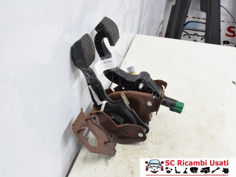 PEDALIERA FRENO + FRIZIONE PEUGEOT 208 Serie 9682171580 (12>19)