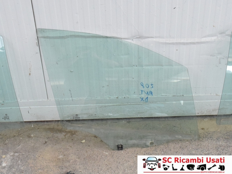 VETRO SCENDENTE ANTERIORE DESTRO PEUGEOT 208 Serie (12>19)