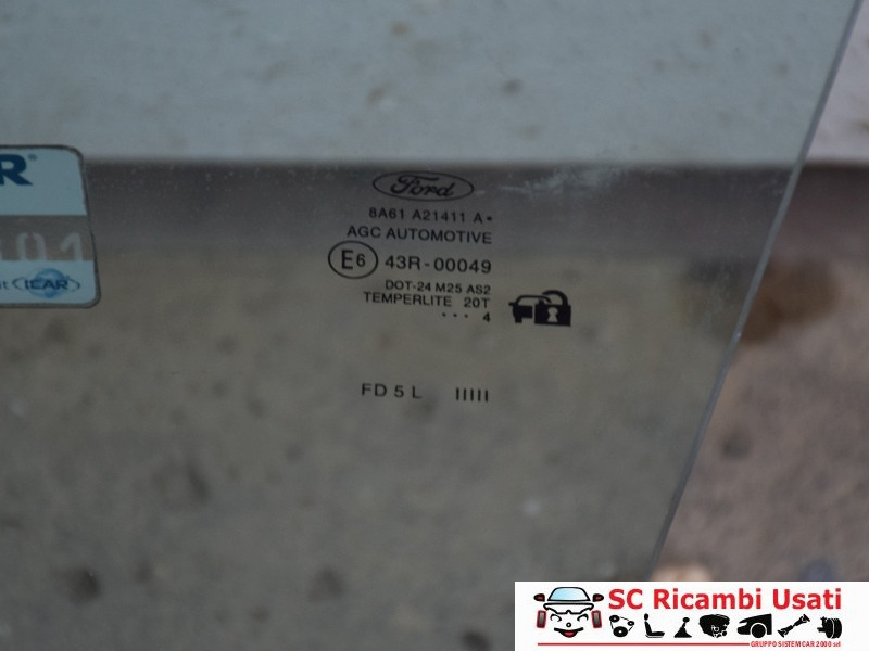 VETRO SCENDENTE ANTERIORE SINISTRO FORD Fiesta 6° Serie (08>17)