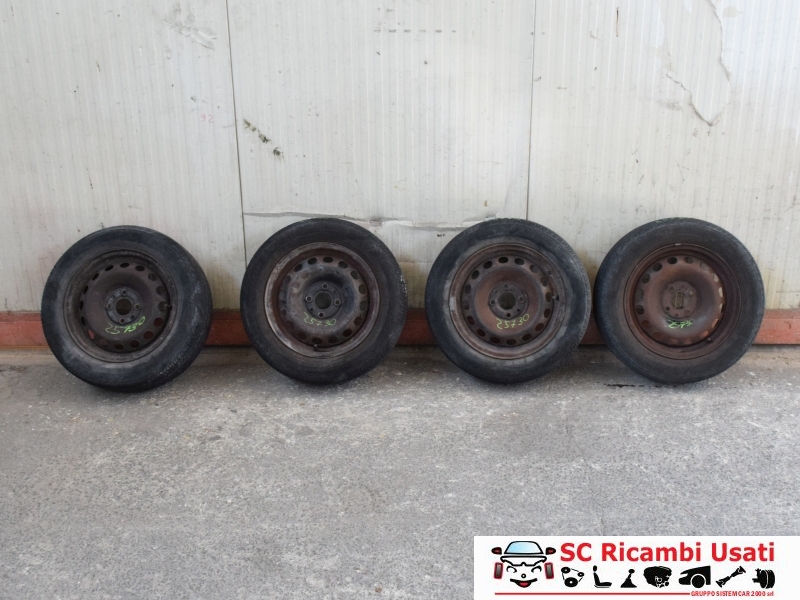 Cerchi In Ferro 14 Fiat Punto 188 46745113 - 25730 Cerchi In Ferro 14 Fiat Punto 188 46745113 - 25730