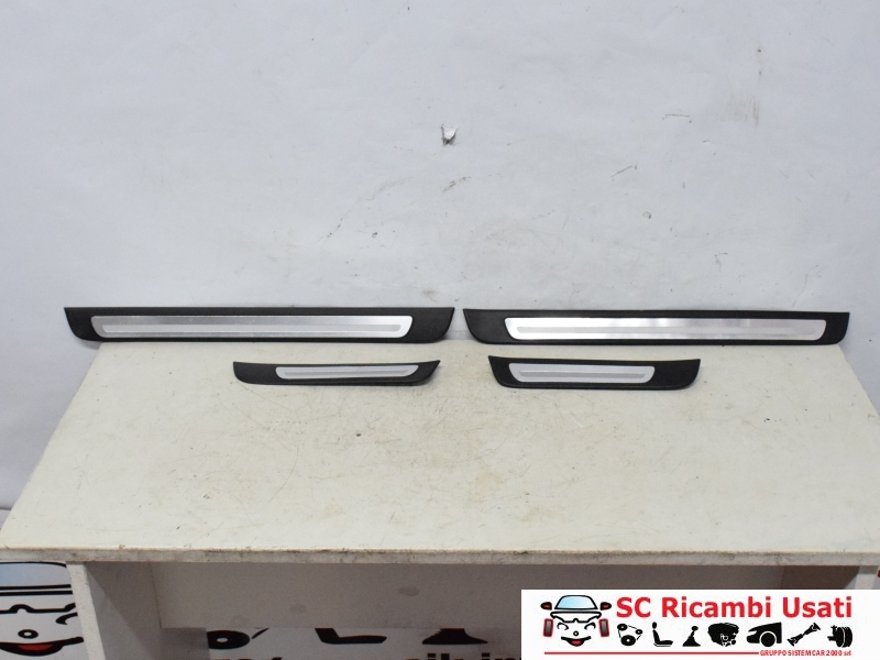Modanatura Battitacco Audi A4 B8 8K0853375 8K0853374 Modanatura Battitacco Audi A4 B8 8K0853375 8K0853374