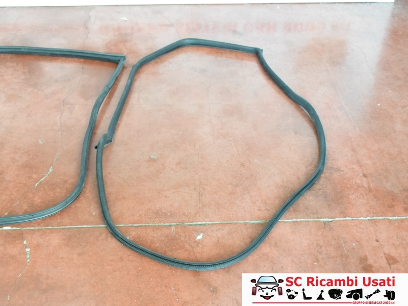 Guarnizioni Perimetrale Porta Mini One R56 51767151383 51767151384 - 30090