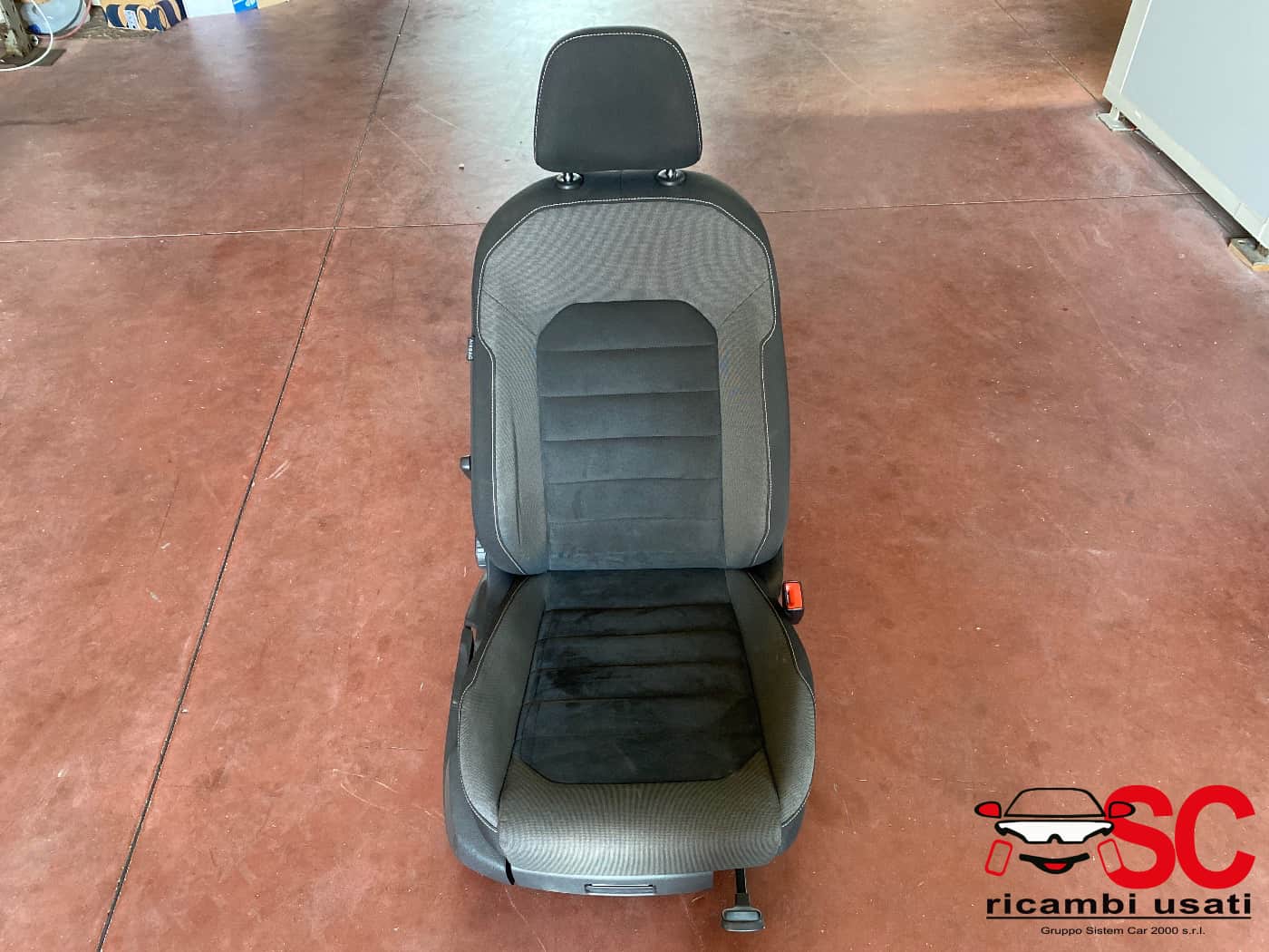 Sedile Anteriore Destro Golf 7 Variant - 33975 Sedile Anteriore Destro Golf 7 Variant - 33975