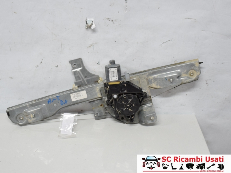 Alzavetro Anteriore Destro Peugeot 208 9674254380 - 34081