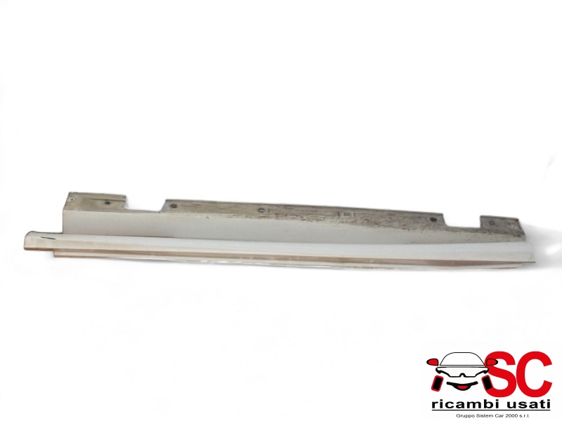 Minigonna Mercedes Classe B W246 - 35077 Minigonna Mercedes Classe B W246 - 35077