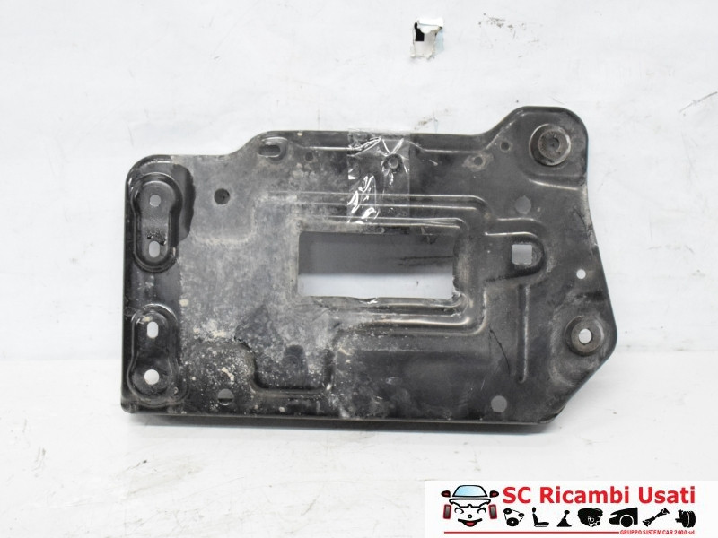 A2466200018 ALLOGGIO BATTERIA MERCEDES Classe B W246 2° Serie diesel