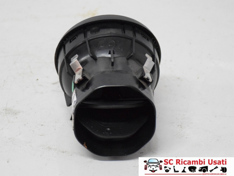 BOCCHETTA ARIA CENTRALE MERCEDES Classe B (W242) A2468303600 (12>14)