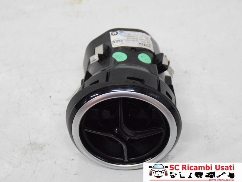 BOCCHETTA ARIA CENTRALE MERCEDES Classe B (W242) A2468303600 (12>14)