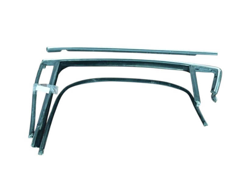 GUARNIZIONE PORTIERA POSTERIORE SINISTRA ALFA ROMEO Giulietta Serie (940_) (13>)