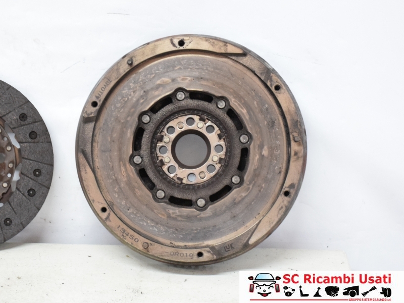 Frizione E Volano Toyota Rav 4 2.2 D4d 134500R010 3100142010 - 24650 Frizione E Volano Toyota Rav 4 2.2 D4d 134500R010 3100142010 - 24650