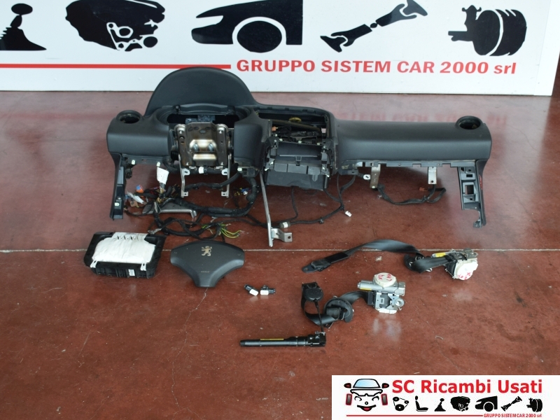 Calculateur Airbag Pour Peugeot 5008 I (1) - Référence 9675181780 - Pièce D'origine Occasion