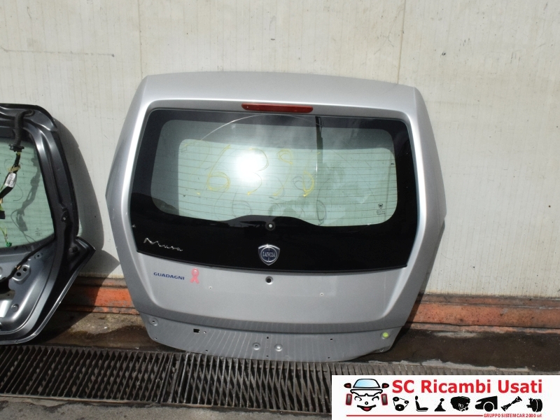 Portellone Lancia Musa - 26396 Portellone Lancia Musa - 26396