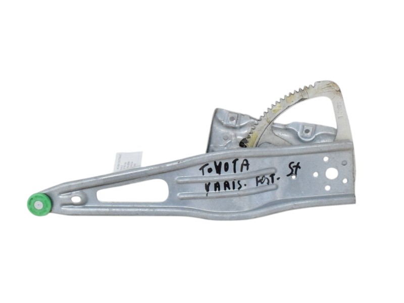 Alzavetro Posteriore Sinistro Toyota Yaris 698400D120 - 29631 Alzavetro Posteriore Sinistro Toyota Yaris 698400D120 - 29631