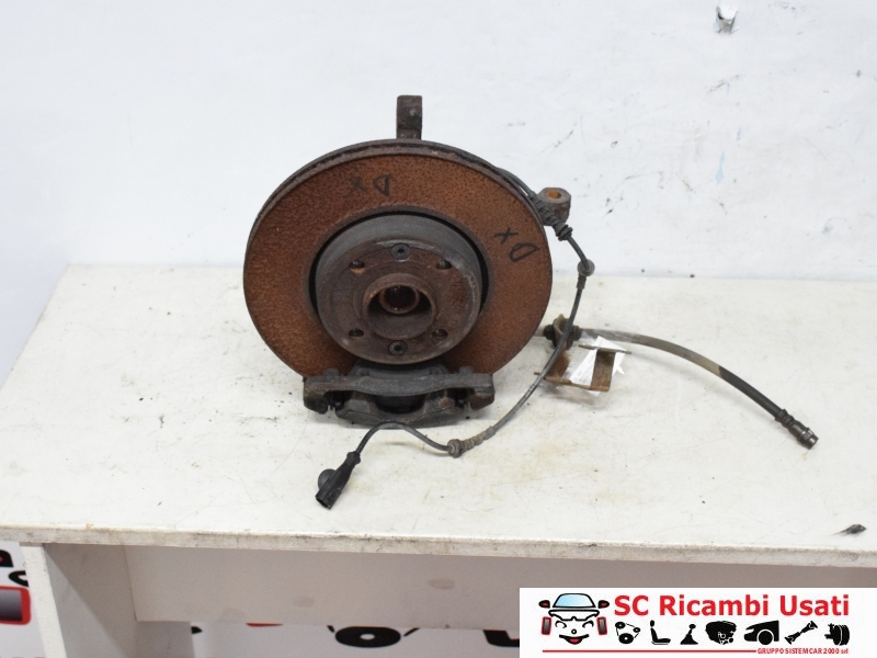 Mozzo Montante Anteriore Destro Renault Clio 3 8200345945 - 29965