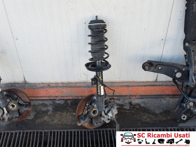 Mozzo Montante Sinistro Lancia Y  - 30753