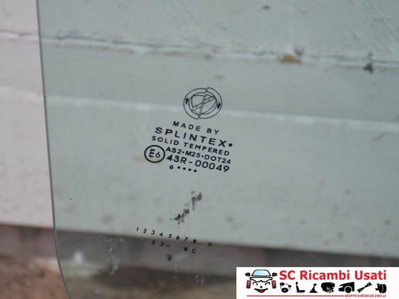 Vetro Anteriore Destro Fiat Idea - 32517 Vetro Anteriore Destro Fiat Idea - 32517