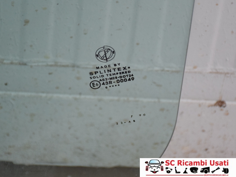 Vetro Scendente Anteriore Sinistro Fiat Idea - 32518 Vetro Scendente Anteriore Sinistro Fiat Idea - 32518