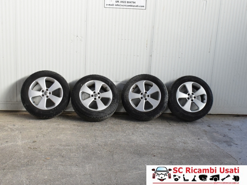 Cerchi in Lega 17 con Gomme Opel Mokka X Cerchi in Lega 17 con Gomme Opel Mokka X