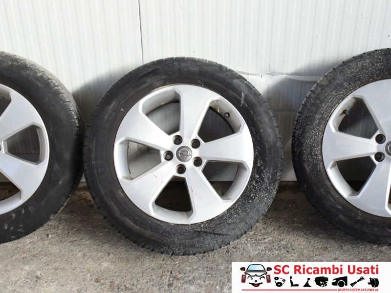 Cerchi in Lega 17 con Gomme Opel Mokka X Cerchi in Lega 17 con Gomme Opel Mokka X