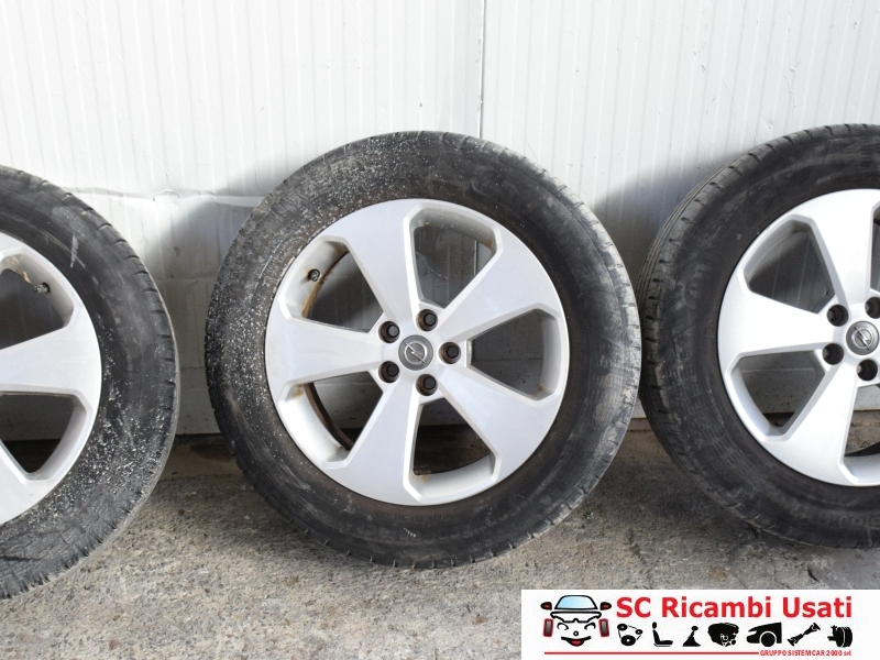 Cerchi in Lega 17 con Gomme Opel Mokka X Cerchi in Lega 17 con Gomme Opel Mokka X