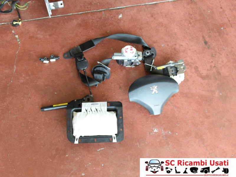 96845302ZE 96845302ZE KIT AIRBAG SEMICOMPLETO PEUGEOT 5008 1° Serie diesel