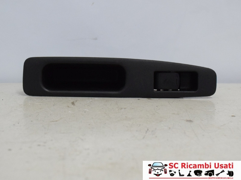 PULSANTE ALZAVETRO POSTERIORE DESTRO NISSAN Qashqai 1° Serie 25411JD000 (06>09)