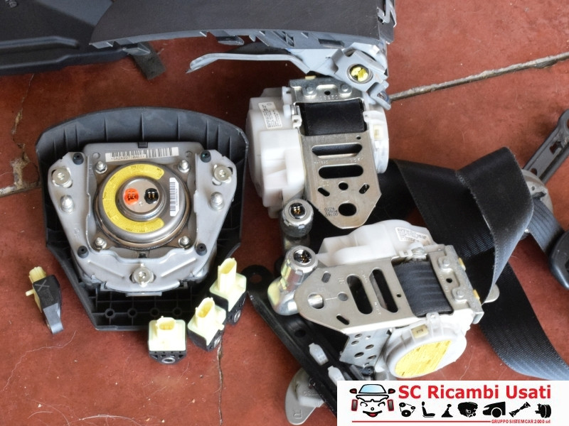 4513042180B0 4513042180B0 KIT AIRBAG SEMICOMPLETO TOYOTA Rav4 5° Serie diesel