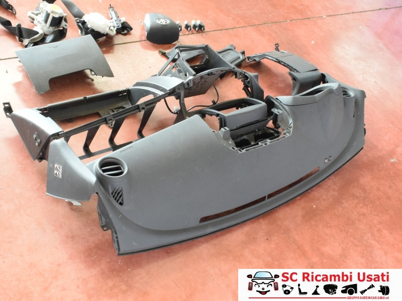 4513042180B0 4513042180B0 KIT AIRBAG SEMICOMPLETO TOYOTA Rav4 5° Serie diesel
