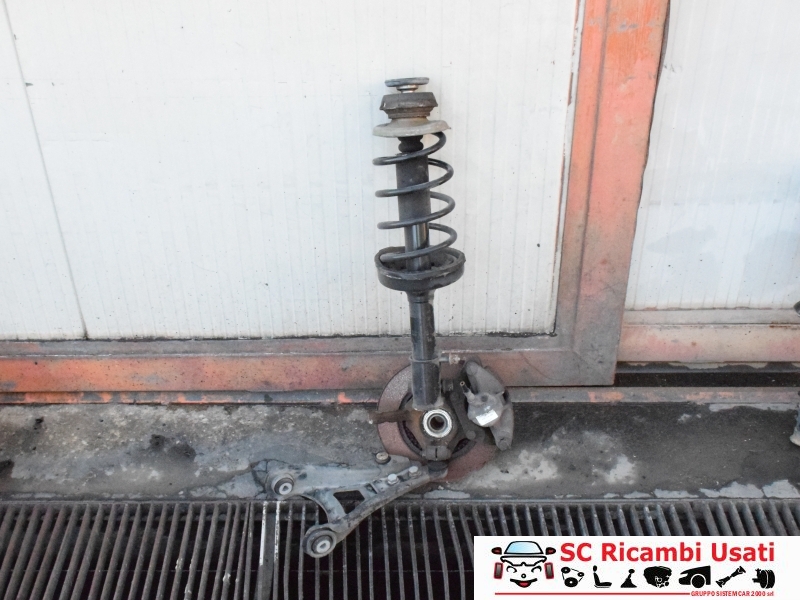 Mozzo Anteriore Sinistro Renault Kangoo 8200150222 - 28294 Mozzo Anteriore Sinistro Renault Kangoo 8200150222 - 28294