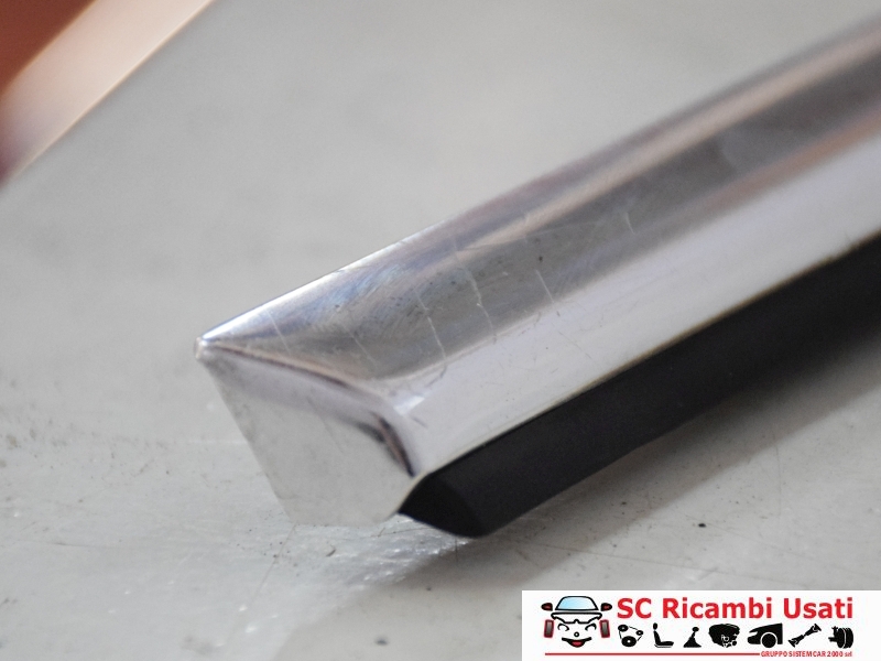 Raschiavetro Cromata Posteriore Sx Audi A4 B8 8K0853763F - 28430