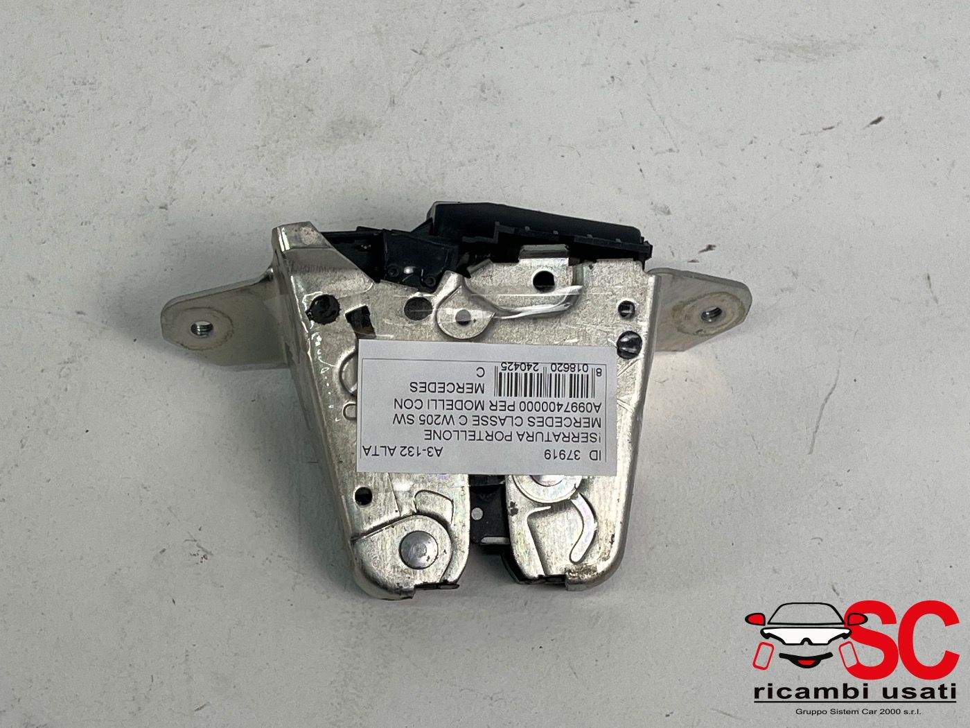 Serratura Portellone Mercedes Classe C W205 A0997400000 Serratura Portellone Mercedes Classe C W205 A0997400000