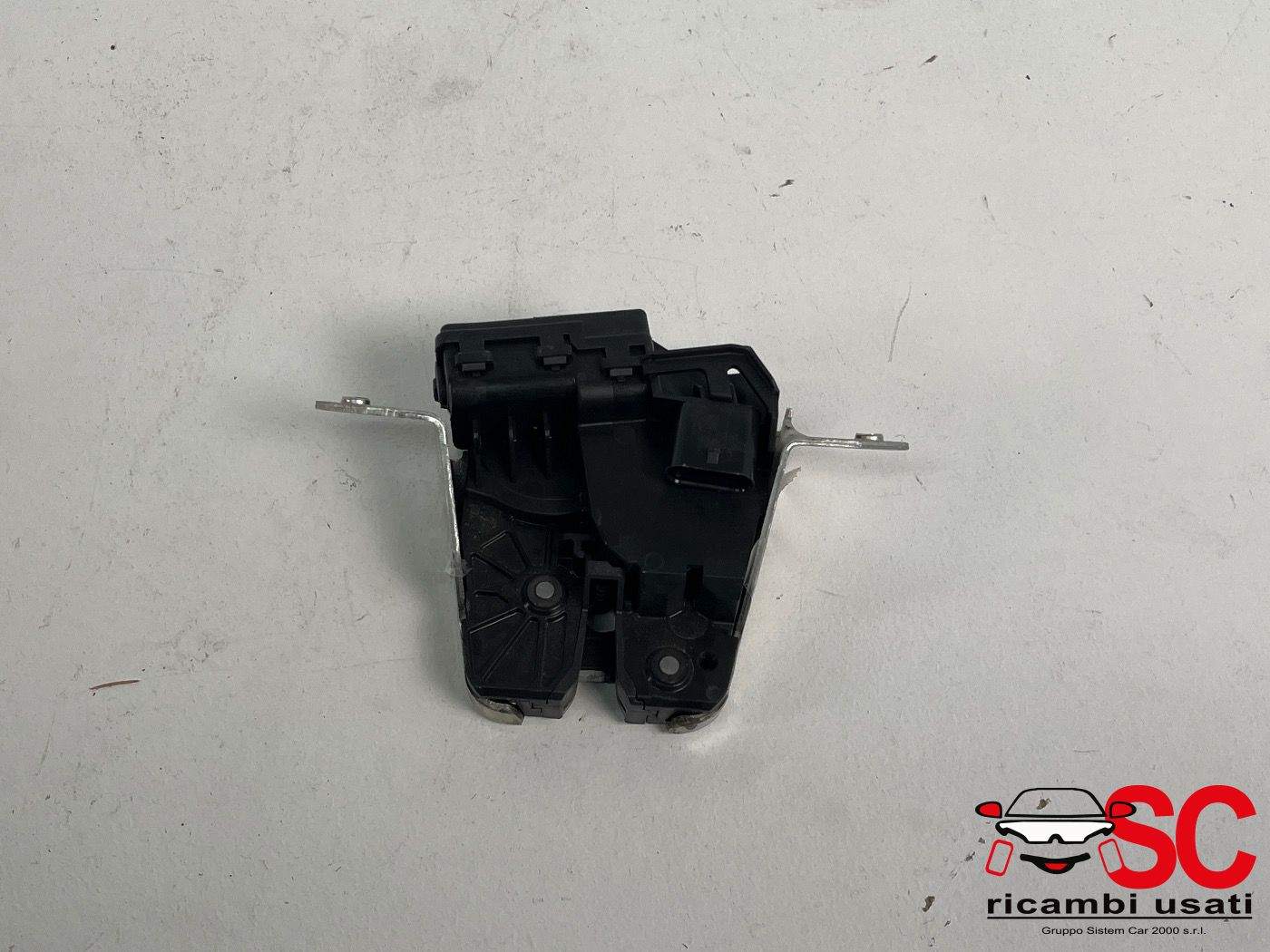 Serratura Portellone Mercedes Classe C W205 A0997400000 Serratura Portellone Mercedes Classe C W205 A0997400000