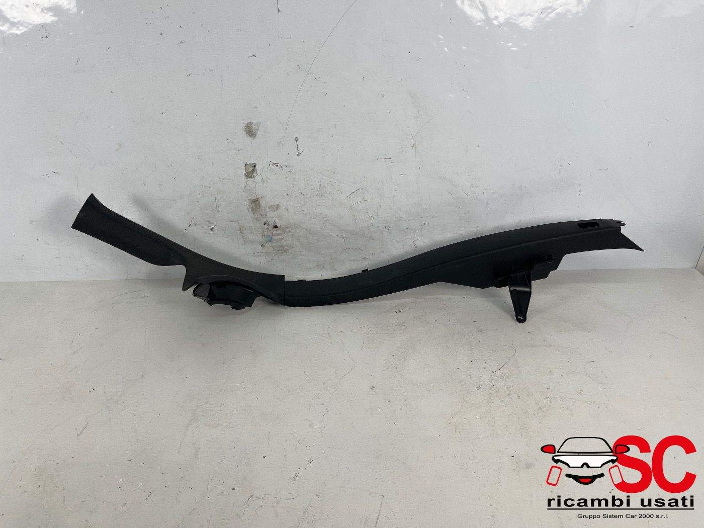 Rivestimento Post Dx Mercedes Classe C Sw W205 A2056906825 Rivestimento Post Dx Mercedes Classe C Sw W205 A2056906825