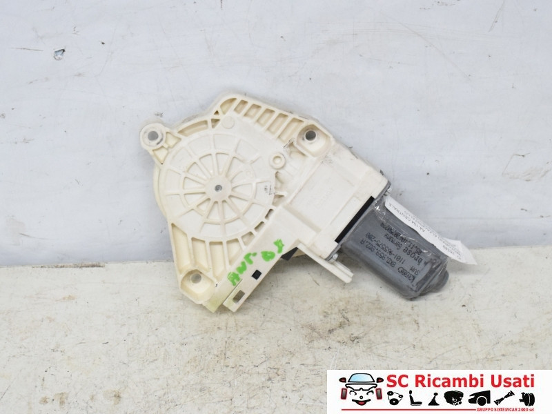 MOTORINO ALZAVETRO ANTERIORE DESTRA AUDI A4 Serie B8 (8K2) 8K0959802A (07>16)