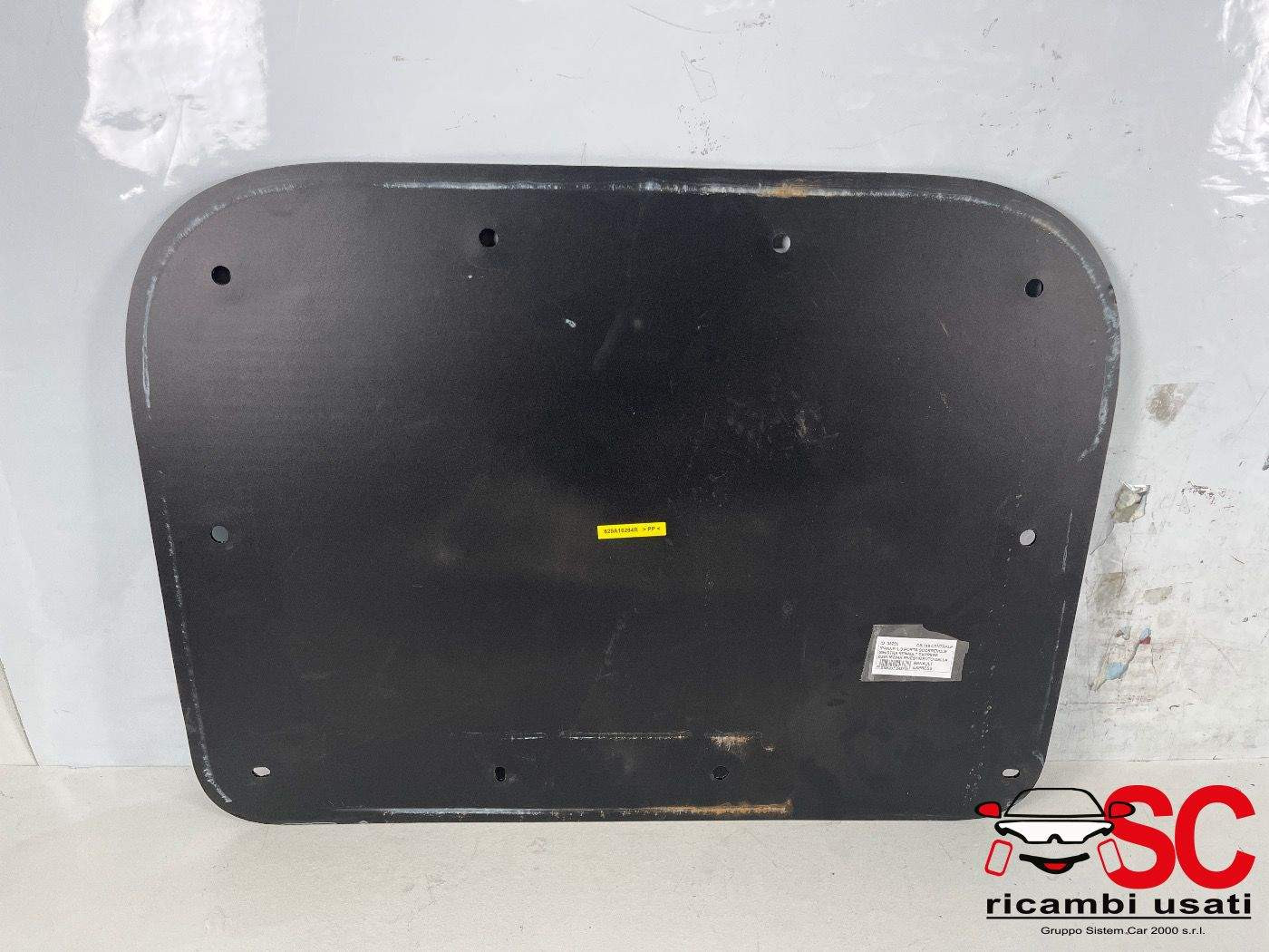 PANNELLO INTERNO PORTIERA ANT SX RENAULT Express Serie 829A16284R (20>)