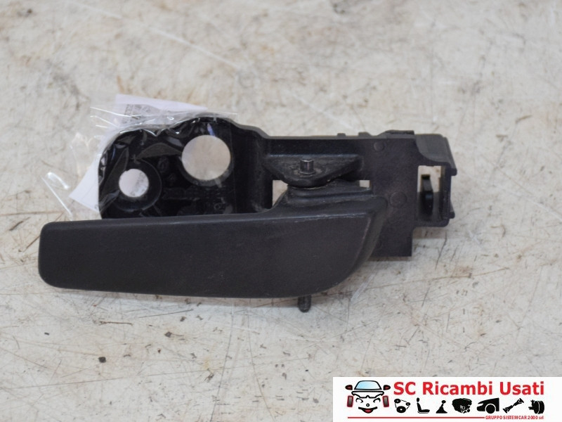 MANIGLIA INTERNA ANTERIORE DESTRA FIAT Fiorino Serie 735460744 (16>)