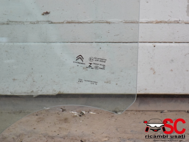 Vetro Scendente Posteriore Destro Citroen C3 Vetro Scendente Posteriore Destro Citroen C3