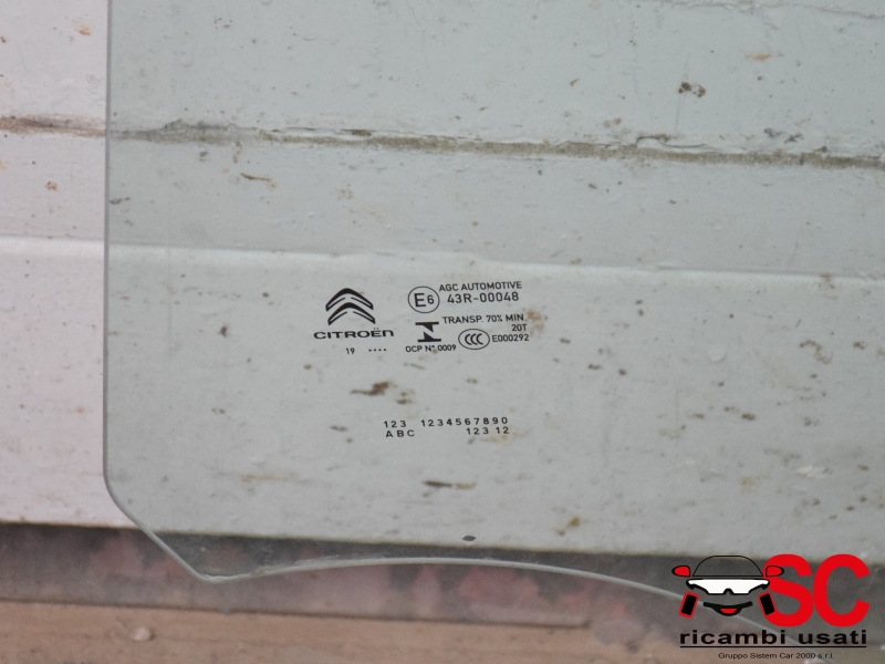 Vetro Scendente Posteriore Sinistro Citroen C3 Vetro Scendente Posteriore Sinistro Citroen C3