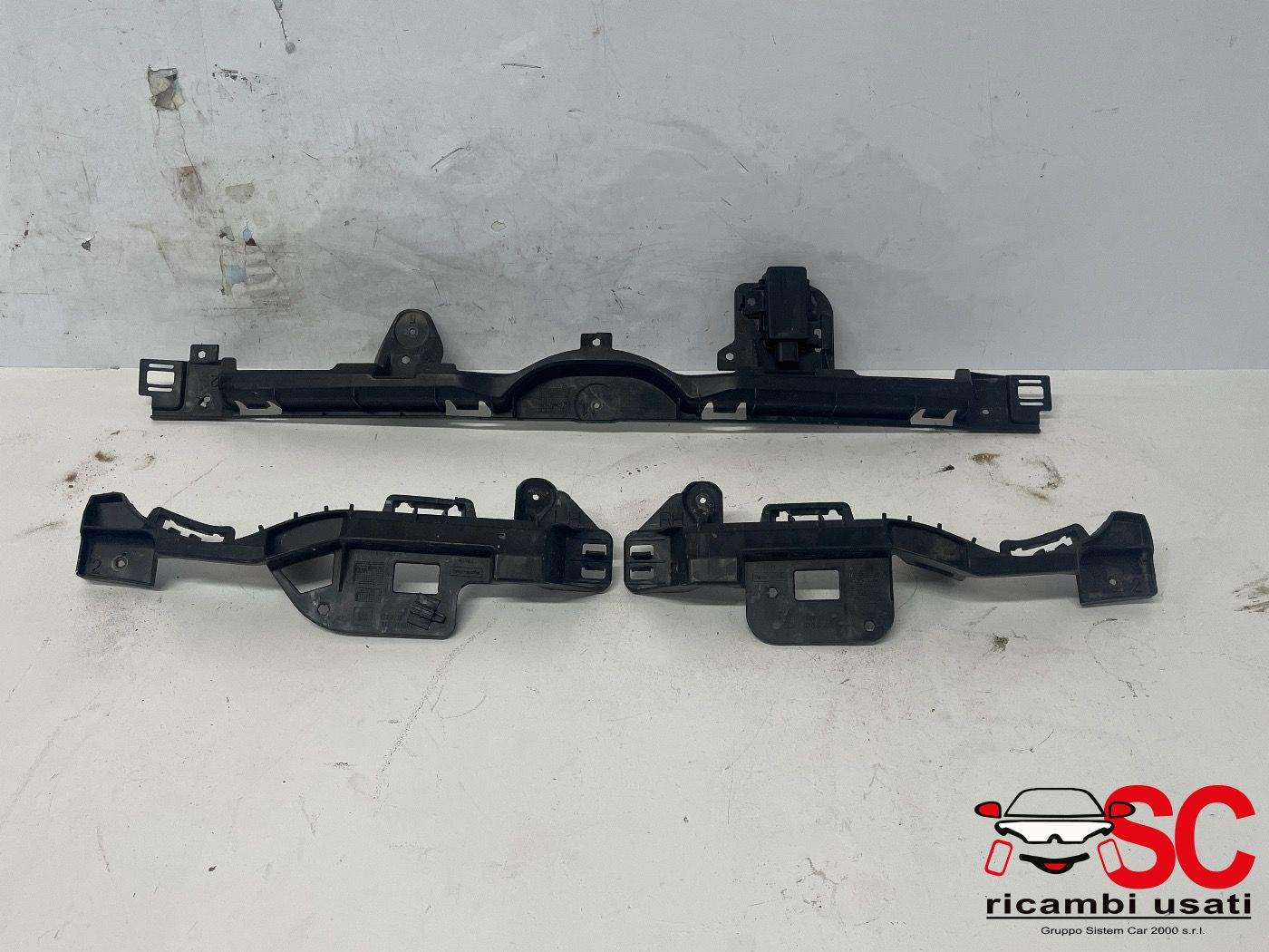 Staffa Supporto Paraurti Posteriore Opel Adam 13356512 Staffa Supporto Paraurti Posteriore Opel Adam 13356512