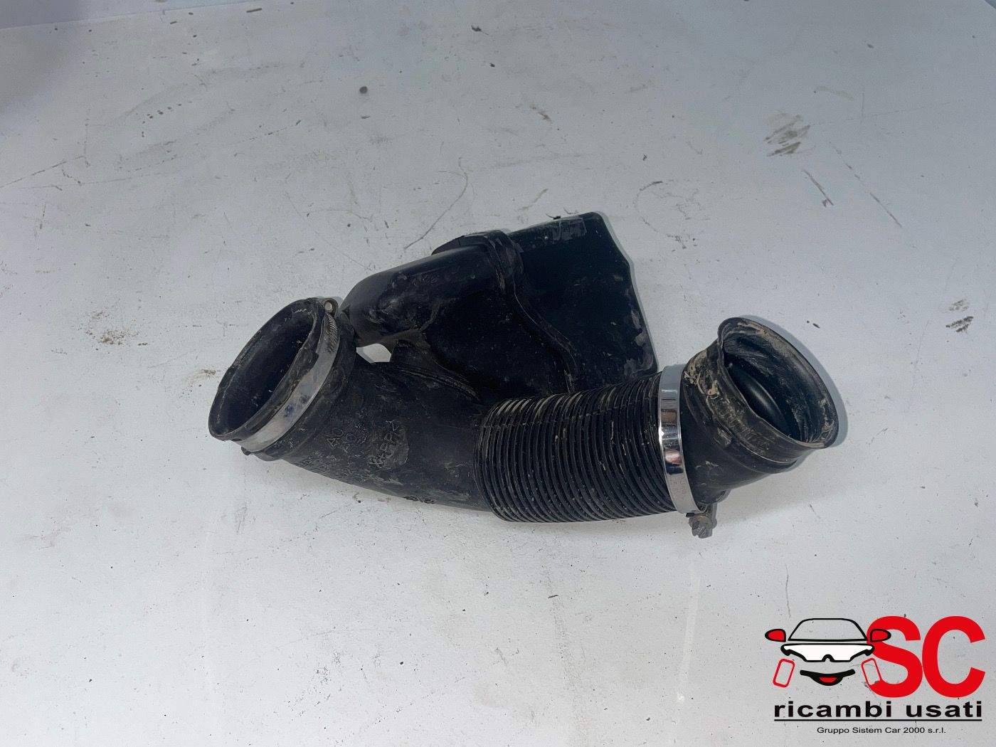 Tubo Aspirazione Filtro Aria Opel Adam 1.2 Benzina 13357502 Tubo Aspirazione Filtro Aria Opel Adam 1.2 Benzina 13357502