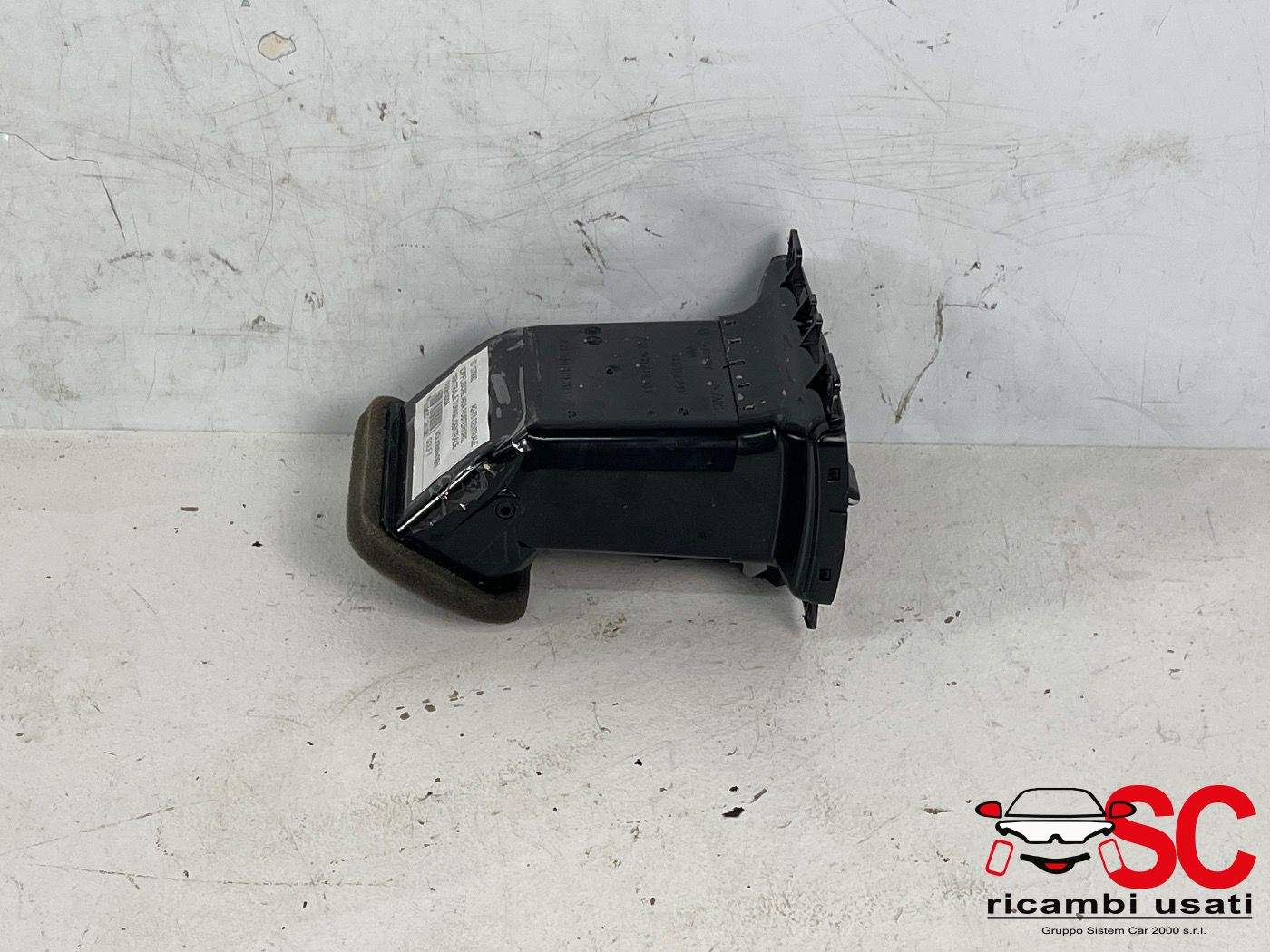 Diffusore Aria Posteriore Volkswagen Golf 7 5G0819209 - 37992 Diffusore Aria Posteriore Volkswagen Golf 7 5G0819209 - 37992